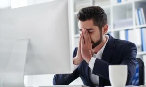 7 Warning Signs Show That Your Business Sucks